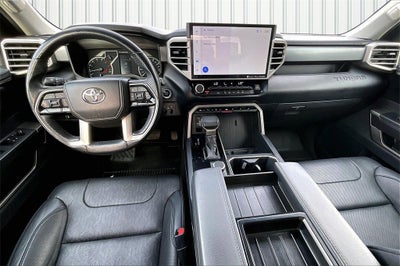 2022 Toyota Tundra 2WD SR5