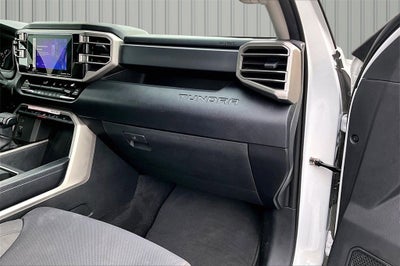 2022 Toyota Tundra 4WD SR5