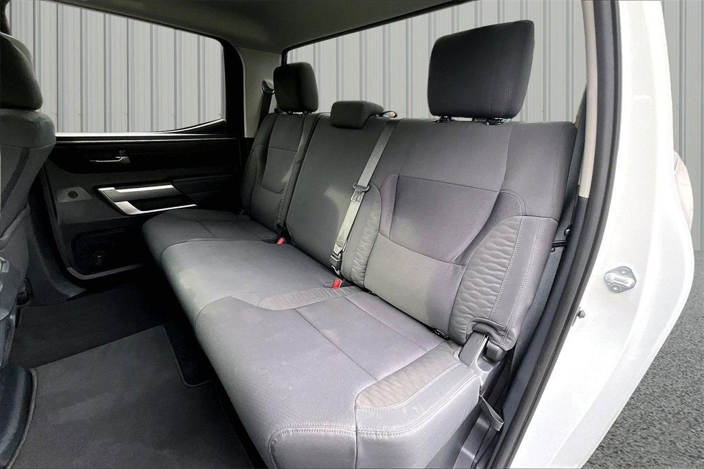 2022 Toyota Tundra 4WD SR5