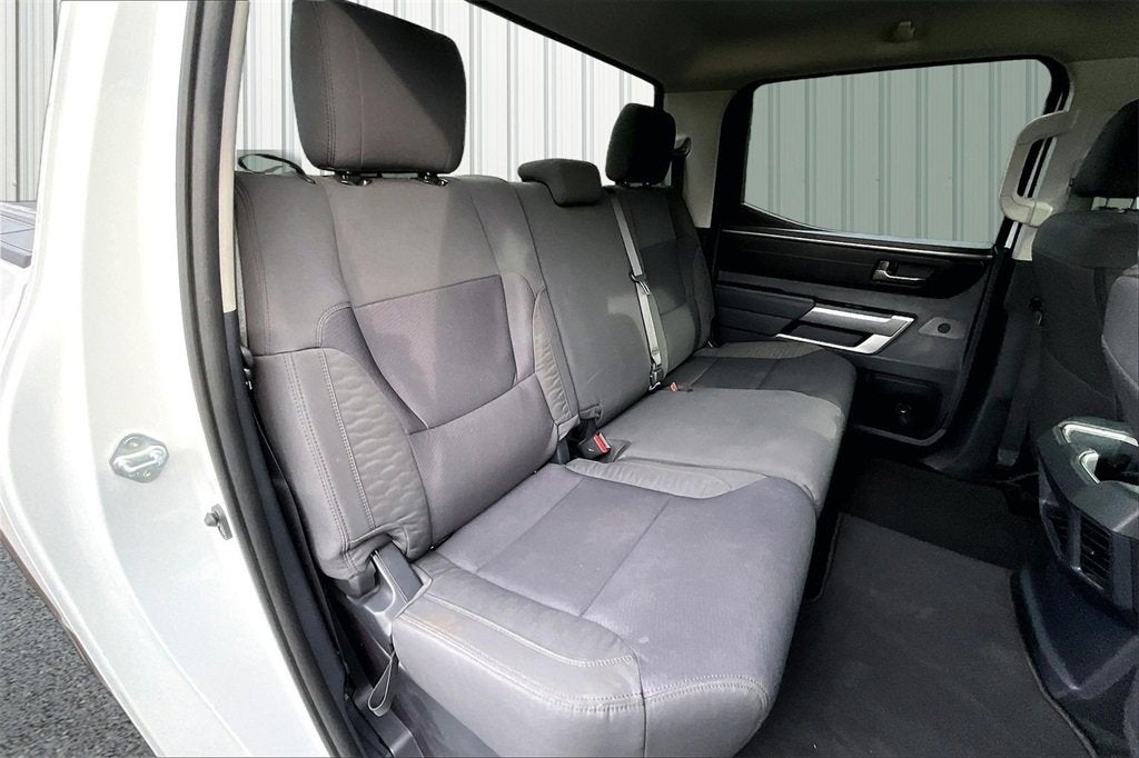 2022 Toyota Tundra 4WD SR5