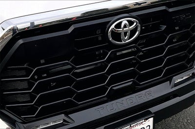2022 Toyota Tundra 4WD SR5