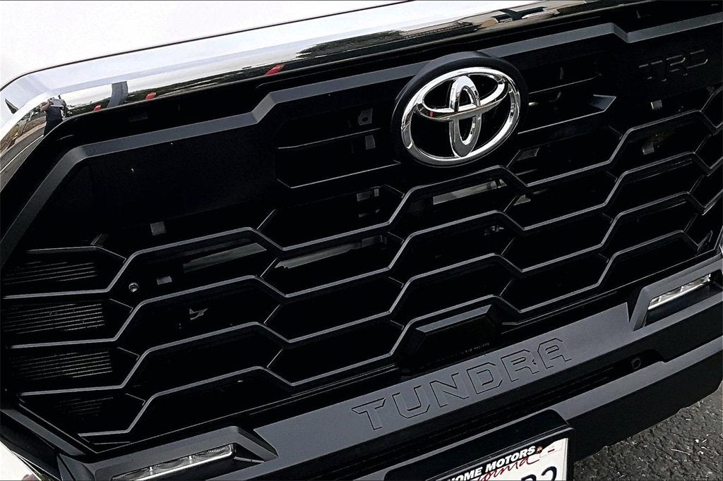 2022 Toyota Tundra 4WD SR5