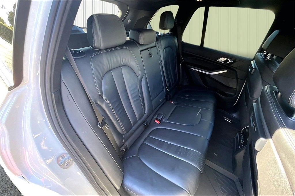 2022 BMW X5 xDrive45e