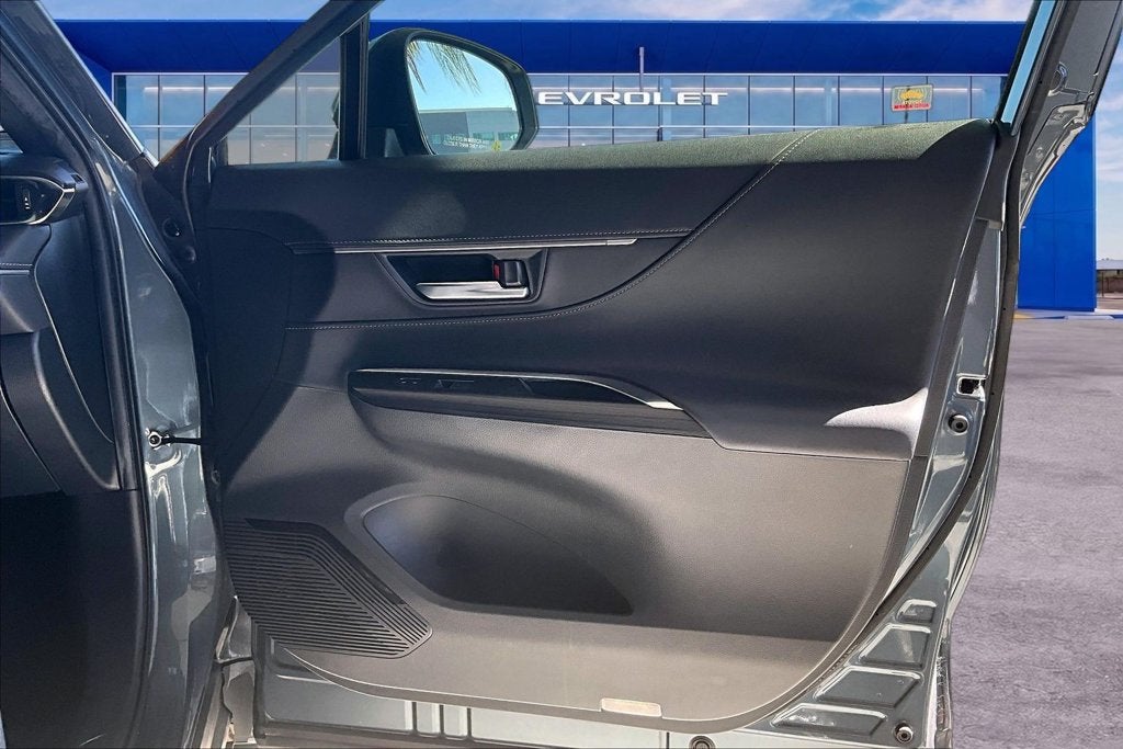 2021 Toyota Venza LE