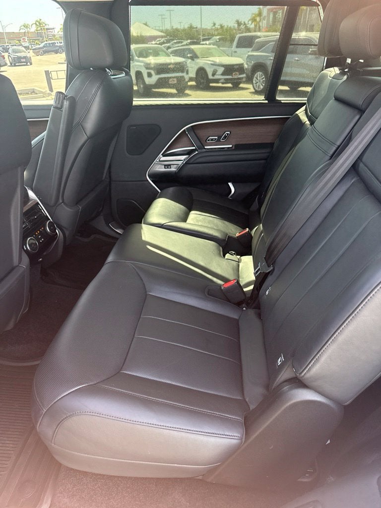 2023 Land Rover Range Rover SE