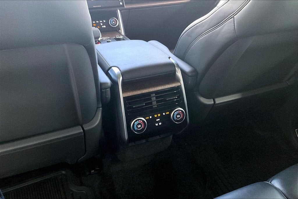 2023 Land Rover Range Rover SE