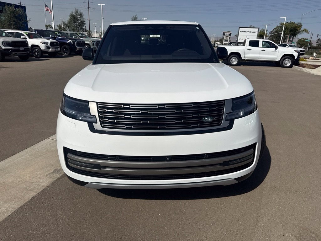 2023 Land Rover Range Rover SE