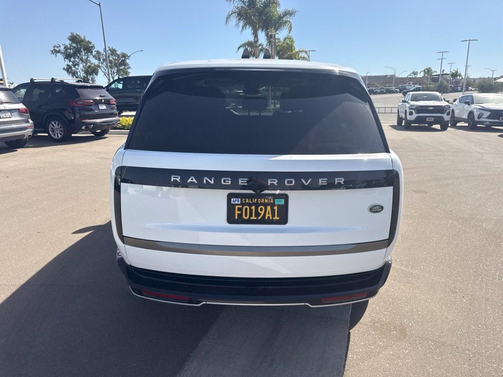 2023 Land Rover Range Rover SE