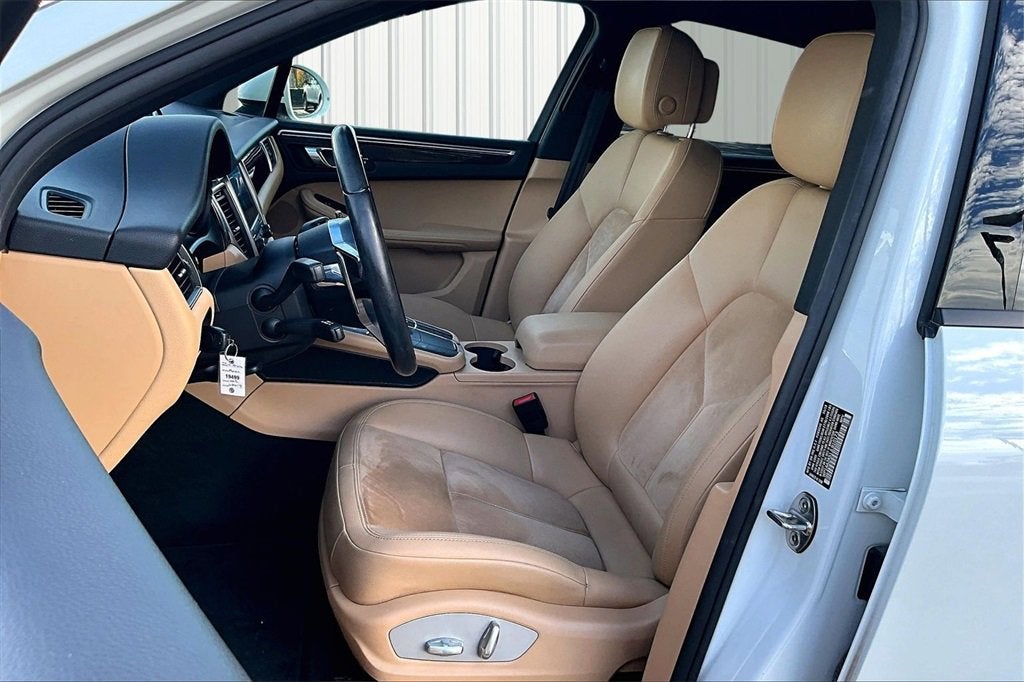 2018 Porsche Macan 4DR SUV AWD