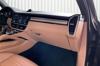 2023 Porsche Cayenne S