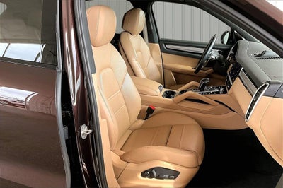 2023 Porsche Cayenne S