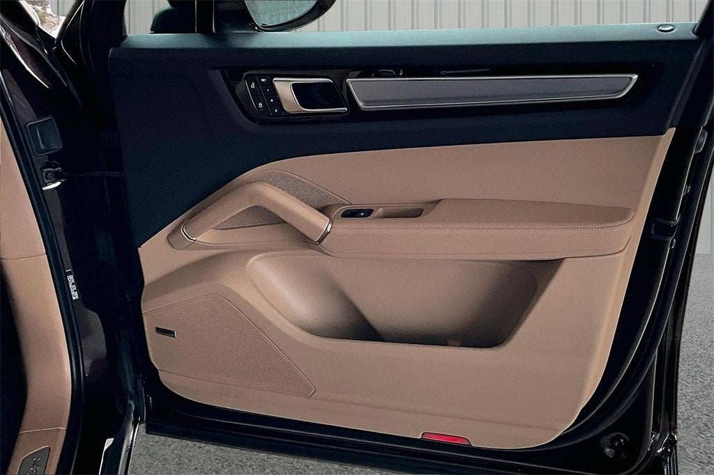 2023 Porsche Cayenne S