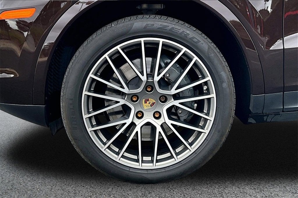 2023 Porsche Cayenne S